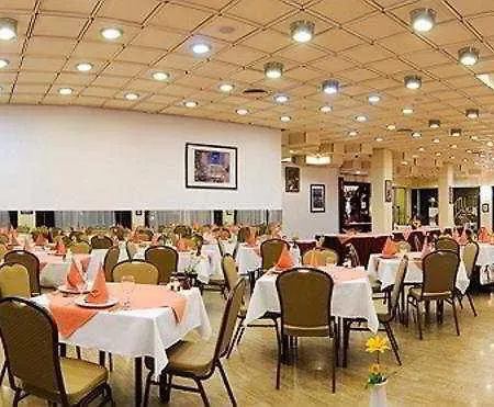 Europa & Congress Center Hotel 3*